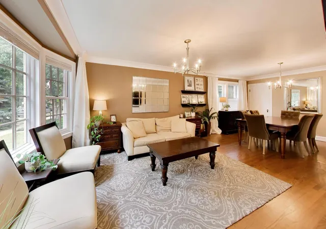 Photo 3 of Single family home for sale at 5042 N Melvina Ave, Chicago, IL 60630 | MLS# 12752181 | Listing updated on 2026-09-25