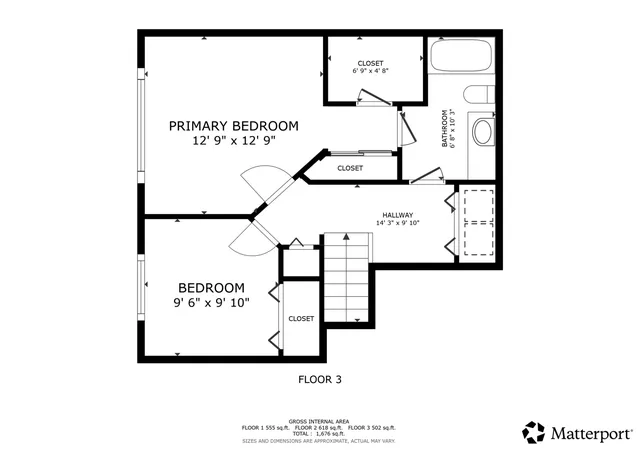 Listing Photo 2 - Condo for sale in building located at 28055 W Niagara St, Lakemoor, IL 60051 - Unit #28055