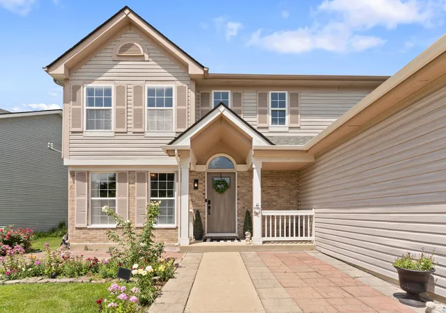 Photo 2 of Single family home for sale at 21824 W Kentwood Dr, Plainfield, IL 60544 | MLS# 12752187 | Listing updated on 2026-09-16
