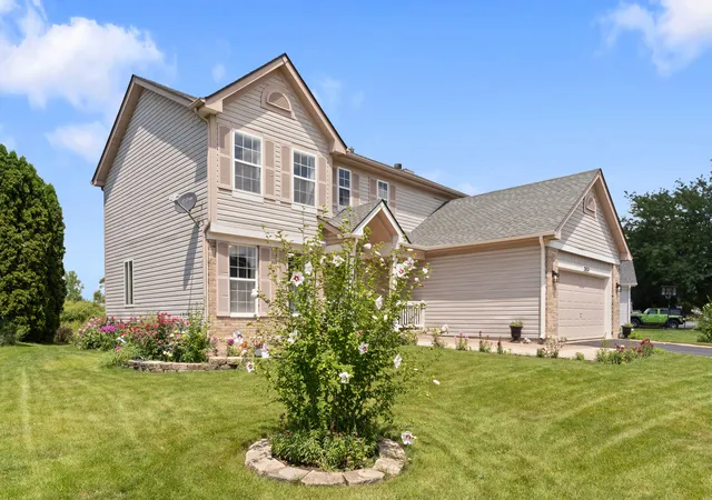 Photo 3 of Single family home for sale at 21824 W Kentwood Dr, Plainfield, IL 60544 | MLS# 12752187 | Listing updated on 2026-09-16