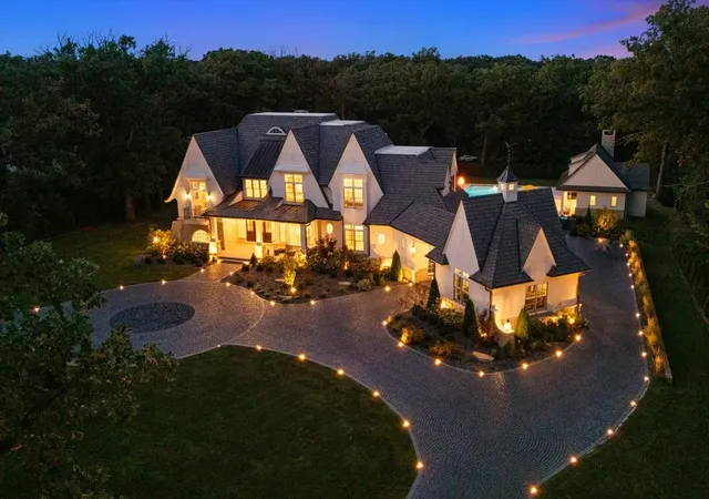 Photo 3 of Mansion for sale at (Undisclosed), Palos Park, IL 60464 | MLS# 12752214 | Listing updated on 2026-10-07