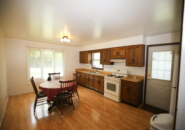 Photo 4 of Single family home for sale at 114 Rosemary Ave, Inverness, IL 60010 | MLS# 12752224 | Listing updated on 2026-09-17