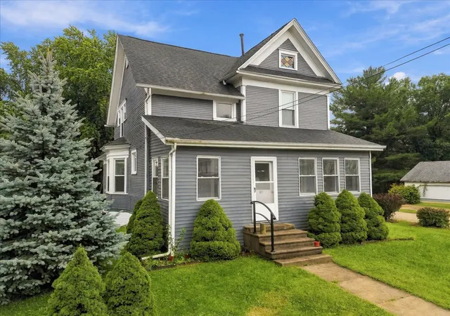 Photo 2 of Single family home for sale at 607 N 1st Street, Ashton, IL 61006 | MLS# 12752226 | Listing updated on 2026-10-05