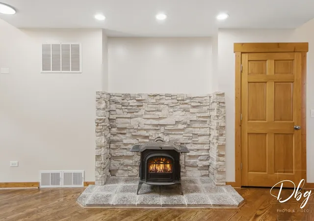 Photo 3 of Single family home for sale at 26227 W Forest Ct, Antioch, IL 60002 | MLS# 12752239 | Listing updated on 2026-09-22