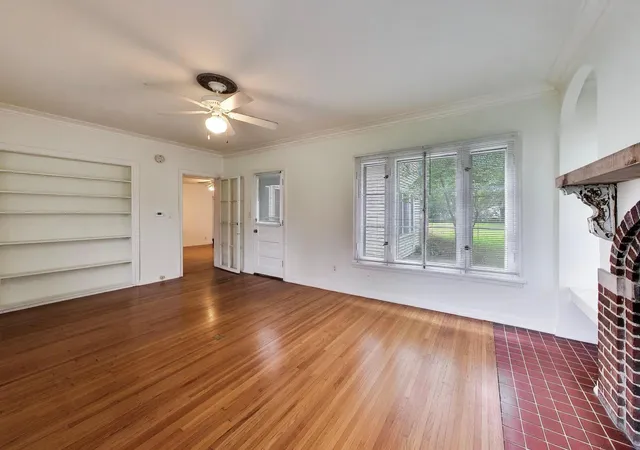 Photo 4 of Multi family home for sale at 336 Main St, Batavia, IL 60510 | MLS# 12752288 | Listing updated on 2026-10-02