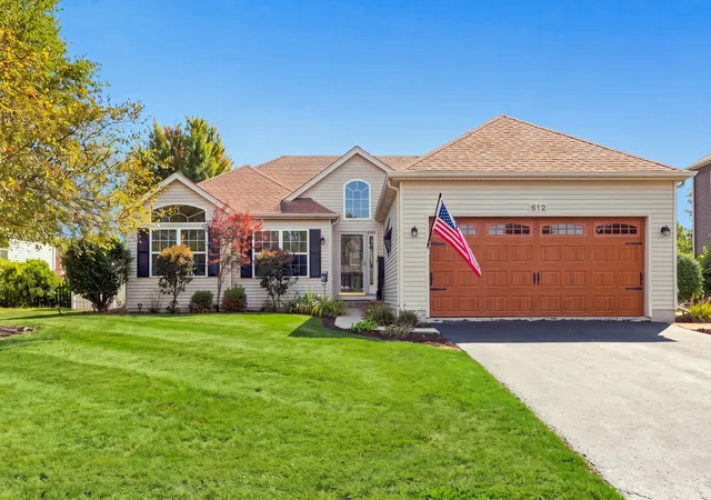 Photo 1 of Single family home for sale at 612 Yellowstone Ln, Yorkville, IL 60560 | MLS# 12752291 | Listing updated on 2026-09-27