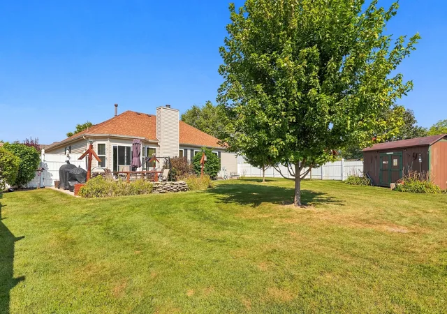 Photo 2 of Single family home for sale at 612 Yellowstone Ln, Yorkville, IL 60560 | MLS# 12752291 | Listing updated on 2026-09-27