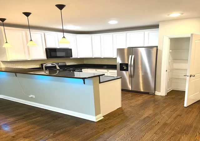 Photo 2 of Condo for sale at 5017 S Prairie Ave #1N, Chicago, IL 60615 | MLS# 12752302 | Listing updated on 2026-09-12