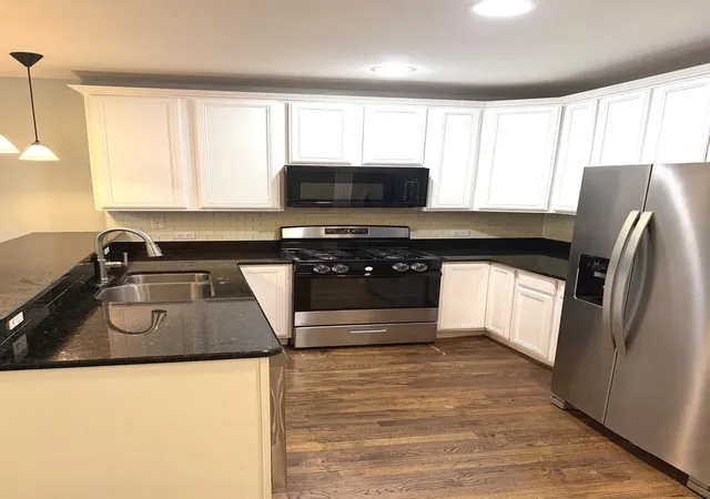 Photo 3 of Condo for sale at 5017 S Prairie Ave #1N, Chicago, IL 60615 | MLS# 12752302 | Listing updated on 2026-09-12
