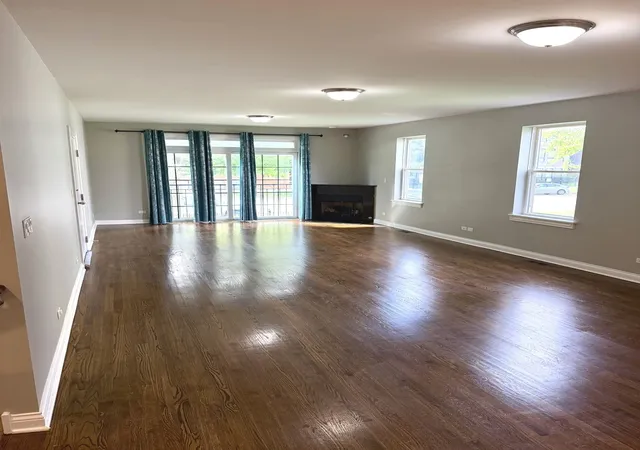 Listing Photo 4 - Condo for sale in building located at 5017 S Prairie Ave, Chicago, IL 60615 - Unit #1N