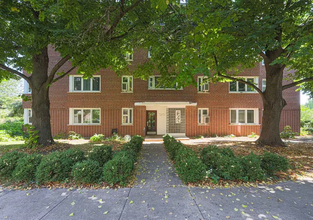 Photo 1 of Condo for sale at 7200 W Oak Ave #3NE, River Forest, IL 60305 | MLS# 12752326 | Listing updated on 2026-09-29