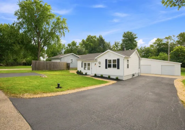 Single family home for sale at 36891 N Carol Ln, Lake Villa, IL 60046 | MLS# 12752327