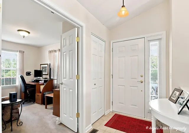 Photo 4 of Townhouse for sale at 1229 E Oakwood Dr #7-1, Fox Lake, IL 60020 | MLS# 12752343 | Listing updated on 2026-09-14