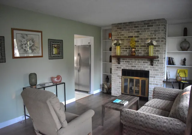 Photo 4 of Single family home for sale at 1404 Burnham Ave, Calumet City, IL 60409 | MLS# 12752344 | Listing updated on 2026-09-23