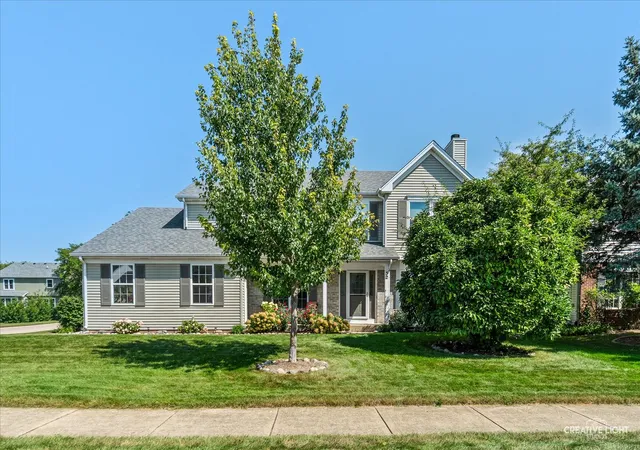 Photo 2 of Single family home for sale at 52 Blackberry Trl, Aurora, IL 60506 | MLS# 12752346 | Listing updated on 2026-09-15
