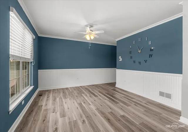 Photo 4 of Single family home for sale at 52 Blackberry Trl, Aurora, IL 60506 | MLS# 12752346 | Listing updated on 2026-09-15