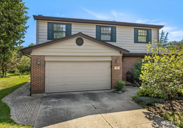 Photo 4 of Single family home for sale at 534 Ryan Ct, West Dundee, IL 60118 | MLS# 12752361 | Listing updated on 2026-09-28
