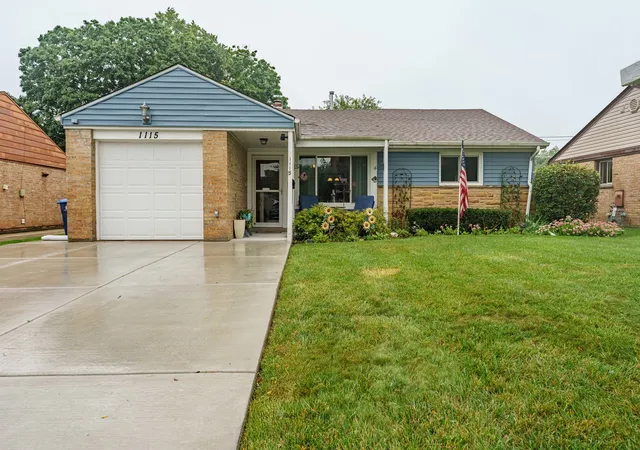 Photo 1 of Single family home for sale at 1115 S 3rd Avenue, Des Plaines, IL 60016 | MLS# 12752368 | Listing updated on 2026-10-05