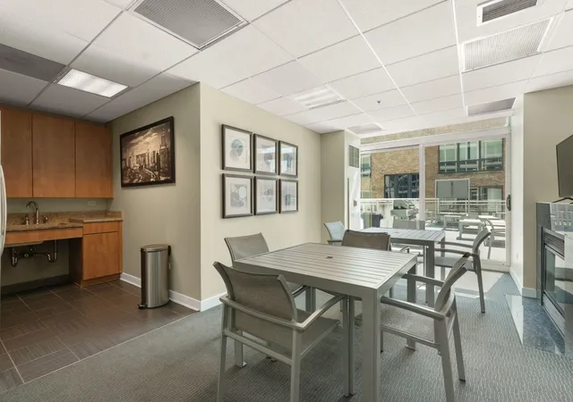 Listing Photo 2 - Condo for sale in building located at 757 N Orleans St, Chicago, IL 60654 - Unit #610