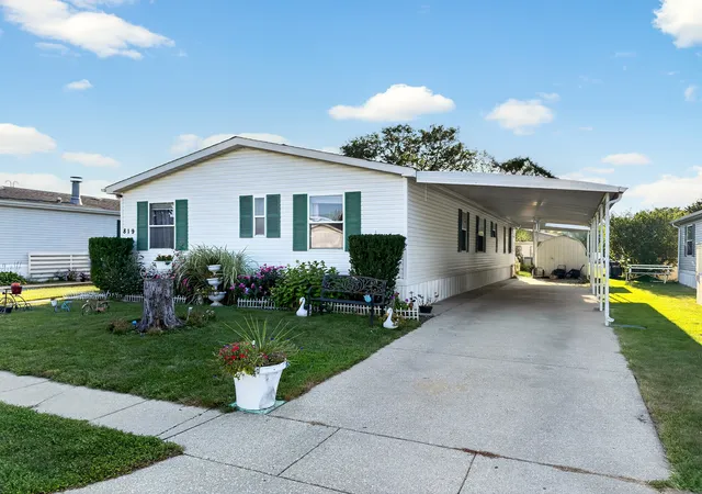 Photo 1 of Manufactured home for sale at 819 South 9th St, De Kalb, IL 60115 | MLS# 12752432 | Listing updated on 2026-09-13