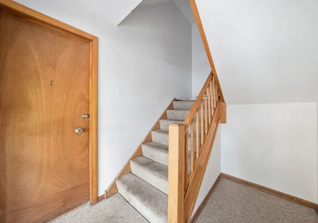 Listing Photo 4 - Condo for sale in building located at 5317 W 96Th St, Oak Lawn, IL 60453 - Unit #5