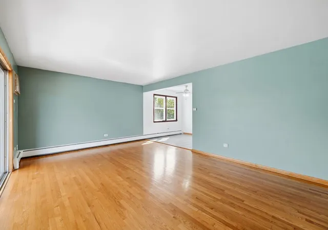 Listing Photo 5 - Condo for sale in building located at 5317 W 96Th St, Oak Lawn, IL 60453 - Unit #5
