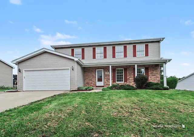 Photo 1 of Single family home for sale at 214 S Katie Ln, Mc Henry, IL 60050 | MLS# 12752473 | Listing updated on 2026-09-08