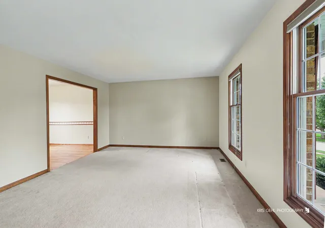 Photo 2 of Single family home for sale at 214 S Katie Ln, Mc Henry, IL 60050 | MLS# 12752473 | Listing updated on 2026-09-14