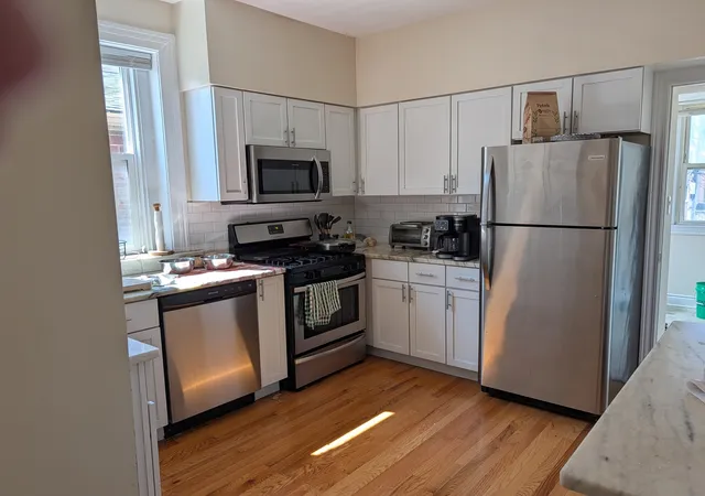 Photo 2 of Multi family home for sale at 2722 S Wells St, Chicago, IL 60616 | MLS# 12752474 | Listing updated on 2026-09-22