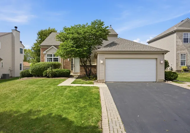 Photo 2 of Single family home for sale at 228 Norwich Dr, Bartlett, IL 60103 | MLS# 12752490 | Listing updated on 2026-09-14