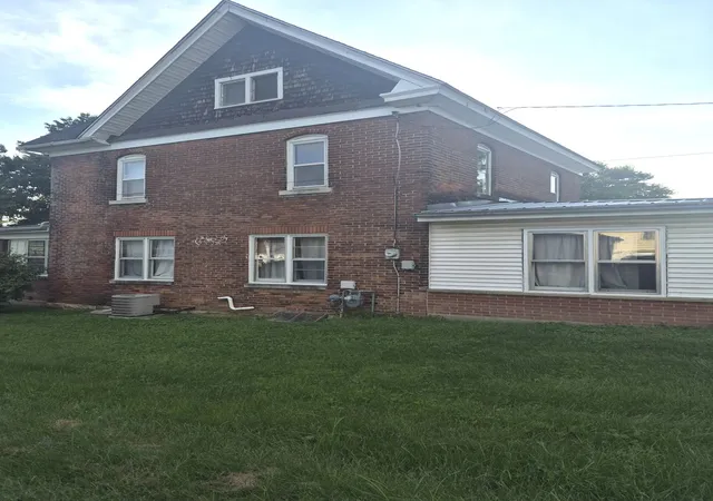 Photo 2 of Single family home for sale at 708 Bowen St, Savanna, IL 61074 | MLS# 12752498 | Listing updated on 2026-09-22