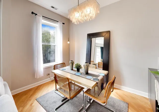 Listing Photo 4 - Condo for sale in building located at 3705 N Paulina St, Chicago, IL 60613 - Unit #2
