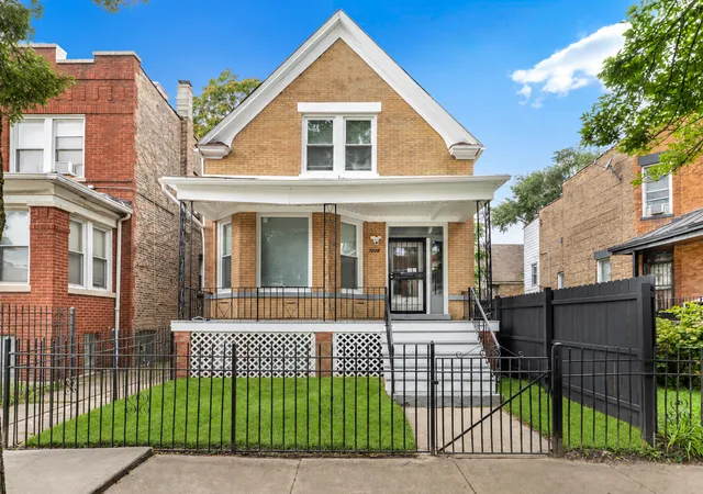 Single family home for sale at 7038 S King Dr, Chicago, IL 60637 | MLS# 12752509