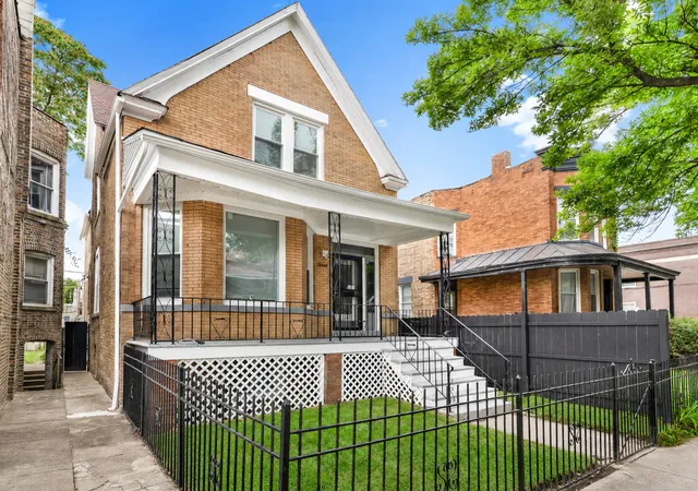 Photo 2 of Single family home for sale at 7038 S King Dr, Chicago, IL 60637 | MLS# 12752509 | Listing updated on 2026-09-26
