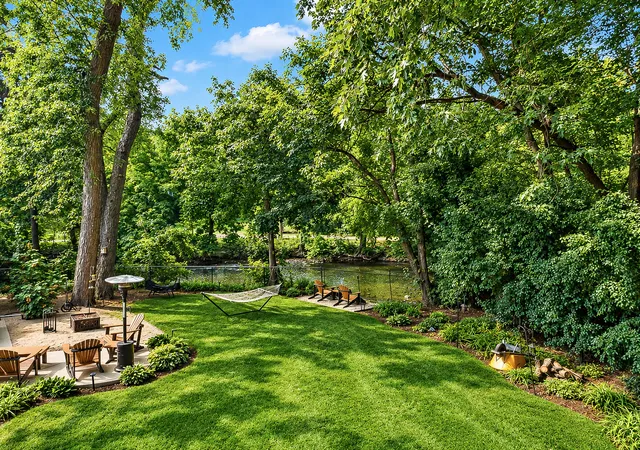 Photo 2 of Single family home for sale at 21 E Hillside Rd, Naperville, IL 60540 | MLS# 12752554 | Listing updated on 2026-09-23