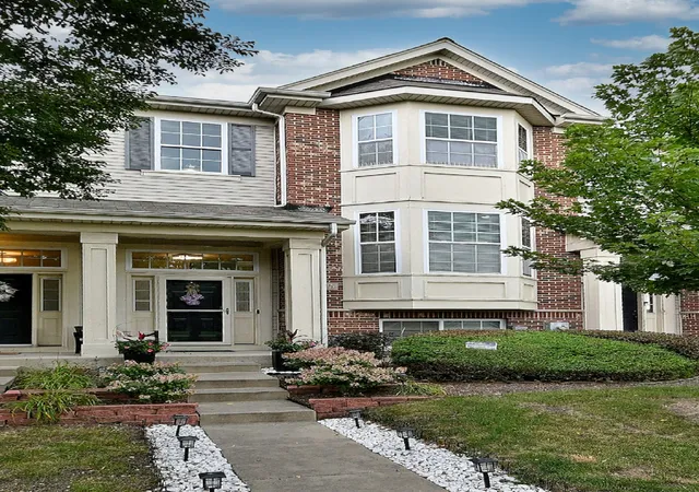 Photo 1 of Townhouse for sale at 6515 Lilac Blvd, Hanover Park, IL 60133 | MLS# 12752565 | Listing updated on 2026-09-15