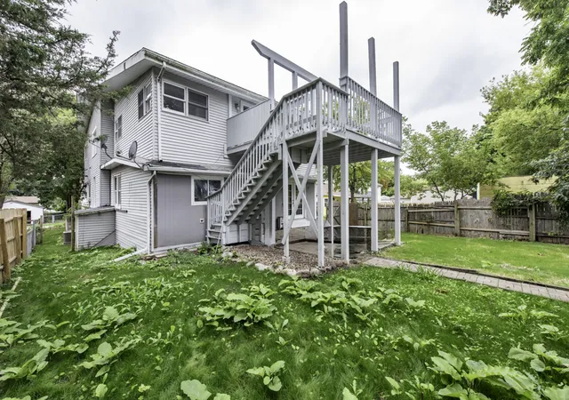 Photo 4 of Single family home for sale at 33827 N Oak St, Grayslake, IL 60030 | MLS# 12752569 | Listing updated on 2026-09-13
