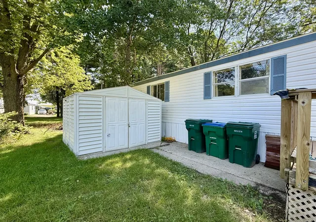 Photo 2 of Manufactured home for sale at 900 Regan Rd #314, Rock Falls, IL 61071 | MLS# 12752580 | Listing updated on 2026-09-14