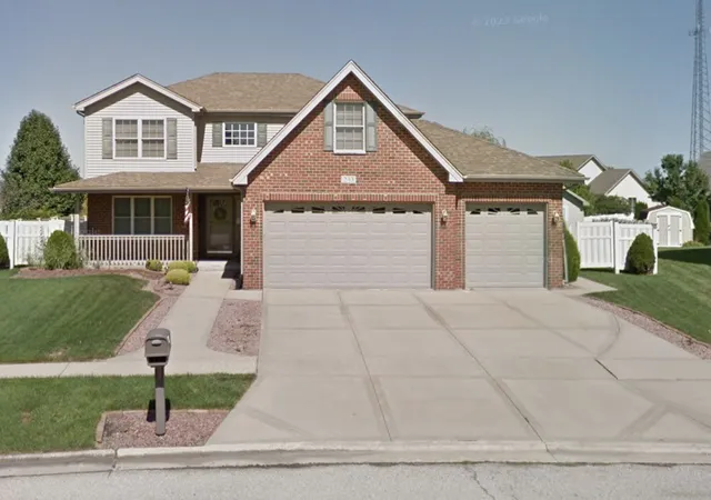 Photo 1 of Single family home for sale at 233 Highpoint Cir, Bourbonnais, IL 60914 | MLS# 12752584 | Listing updated on 2026-10-16