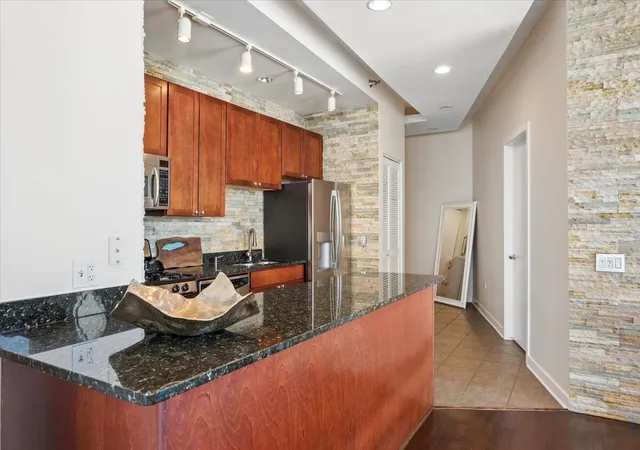 Photo 3 of Condo for sale at 720 N Larrabee St #1601, Chicago, IL 60654 | MLS# 12752597 | Listing updated on 2026-09-15