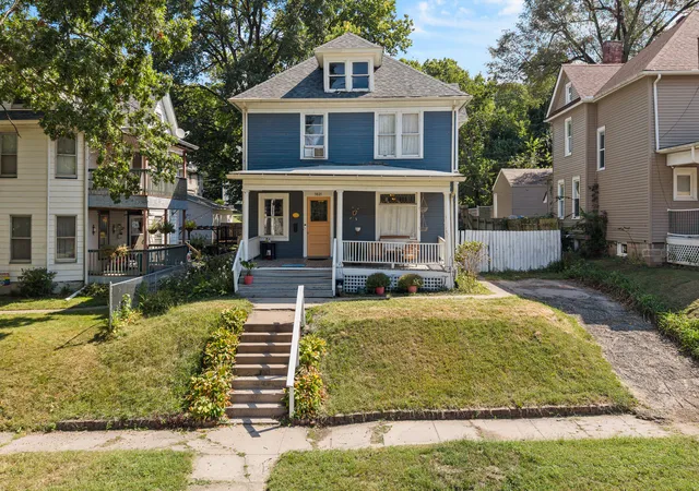 Photo 2 of Single family home for sale at 1021 22nd Street, Rock Island, IL 61201 | MLS# 12752604 | Listing updated on 2026-09-11