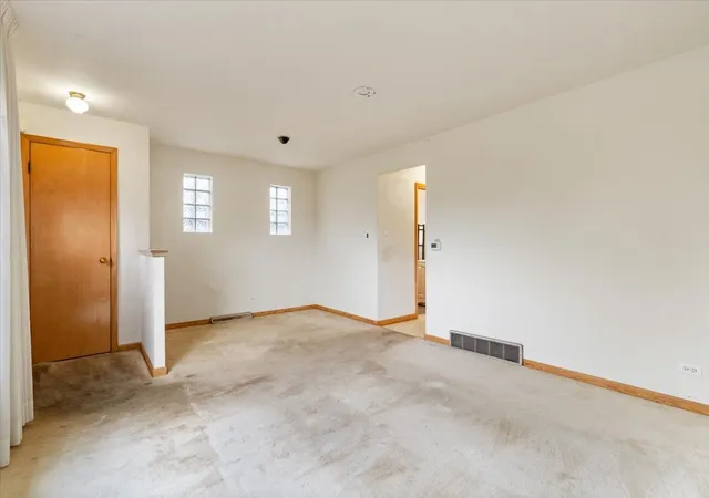 Photo 4 of Single family home for sale at 7101 W Devon Ave, Chicago, IL 60631 | MLS# 12752609 | Listing updated on 2026-09-14