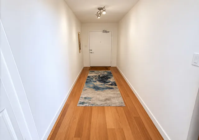 Listing Photo 4 - Condo for sale in building located at 4960 N Marine Dr, Chicago, IL 60640 - Unit #217