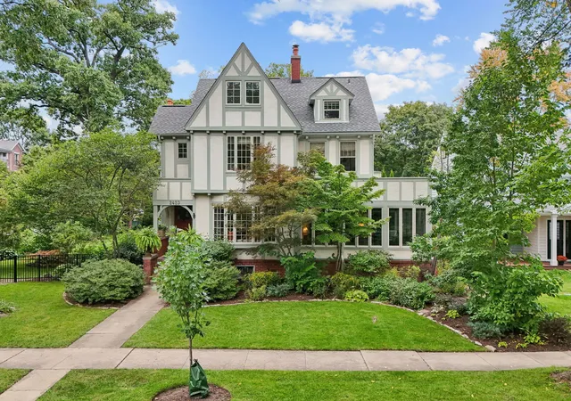 Photo 2 of Single family home for sale at 2423 Harrison St, Evanston, IL 60201 | MLS# 12752659 | Listing updated on 2026-10-22