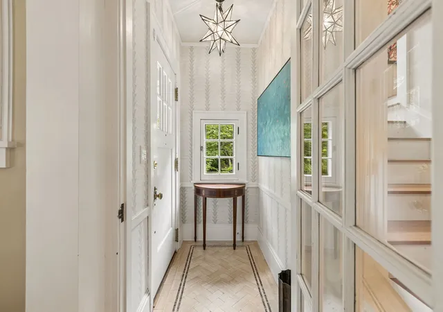 Photo 4 of Single family home for sale at 2423 Harrison St, Evanston, IL 60201 | MLS# 12752659 | Listing updated on 2026-10-22