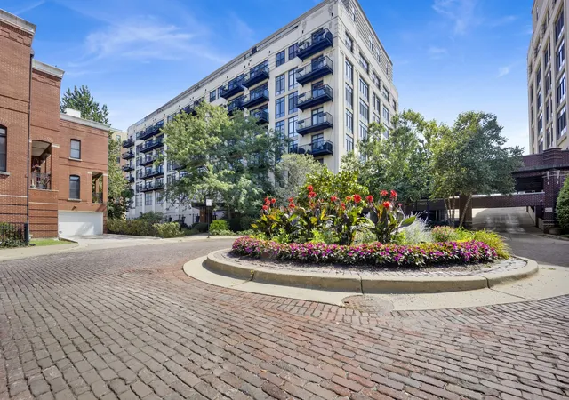 Photo 3 of Condo for sale at 1525 S Sangamon St #315P, Chicago, IL 60608 | MLS# 12752664 | Listing updated on 2026-09-23