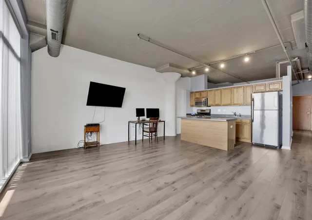 Photo 3 of Condo for sale at 1525 S Sangamon St #315P, Chicago, IL 60608 | MLS# 12752664 | Listing updated on 2026-09-23