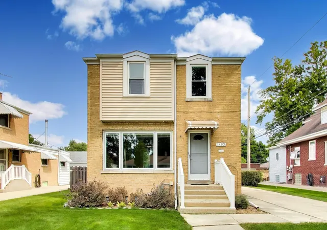 Photo 1 of Single family home for sale at 1493 Orchard St, Des Plaines, IL 60018 | MLS# 12752667 | Listing updated on 2026-09-24