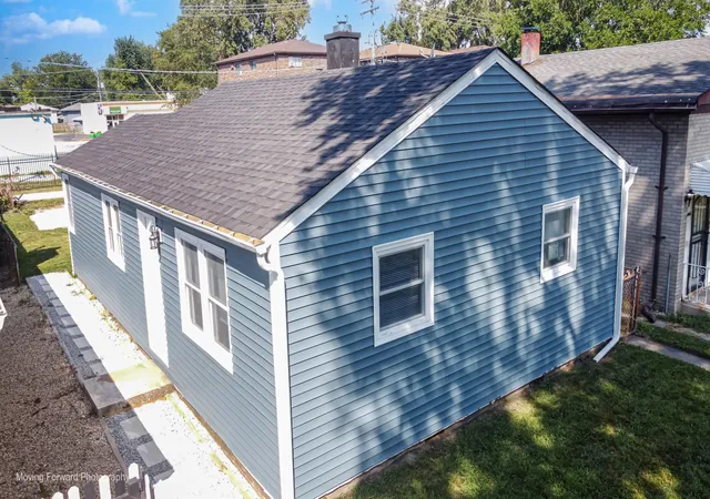 Photo 3 of Single family home for sale at 14034 S Saginaw Ave, Burnham, IL 60633 | MLS# 12752668 | Listing updated on 2026-09-14