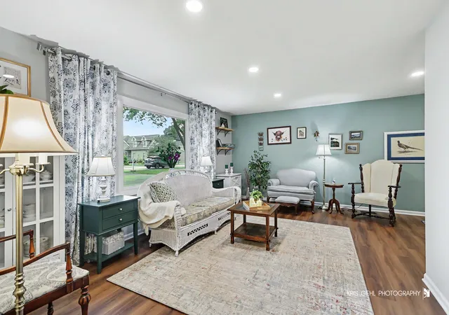 Photo 2 of Single family home for sale at 44 N Lake Ave, Third Lake, IL 60030 | MLS# 12752698 | Listing updated on 2026-09-13